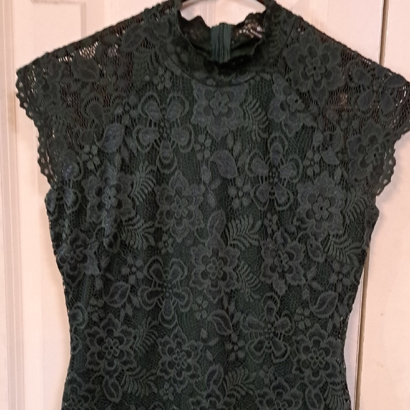 Windsor Dresses & Skirts - Windsor Green Lace Midi Dress